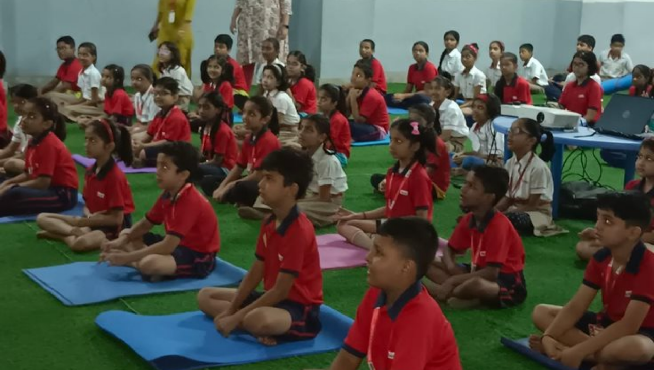 '9th International Yoga Day - Radcliffe School, Thane