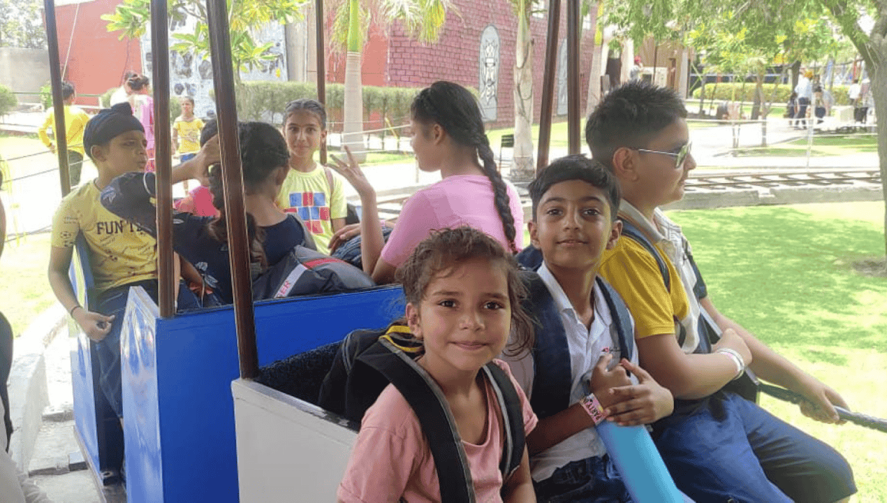 School trip to Fun I'land